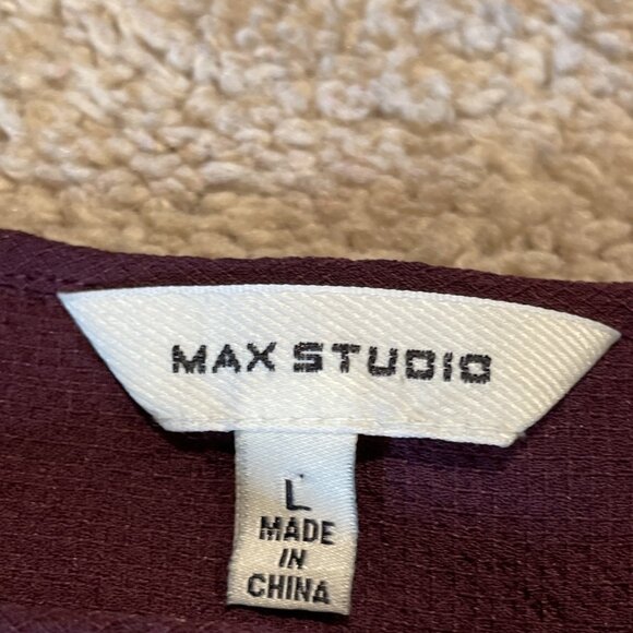 Max Studio Peplum Top Blouse Women's L Burgundy Bell Sleeve Glam Castlecore - Picture 8 of 10